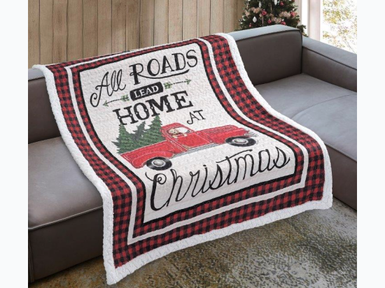 Virah Bella® Collection - Primitive Quilted Sherpa Throw - All Roads Lead Home at Christmas