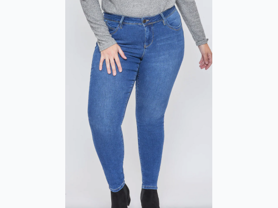 Missy Plus Wannabettabutt Mid-Rise 1-Button Skinny Jean With Regular Hem