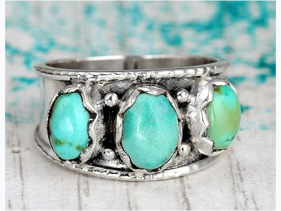 Women's Boho Green Stone Vintage Look Ring