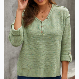 Women's Buttoned Drop Shoulder Knitted Sweater in Green
